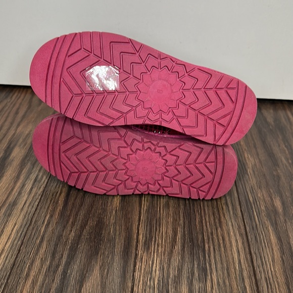 Akira Fairy Tale Pink Booties - Picture 9 of 11